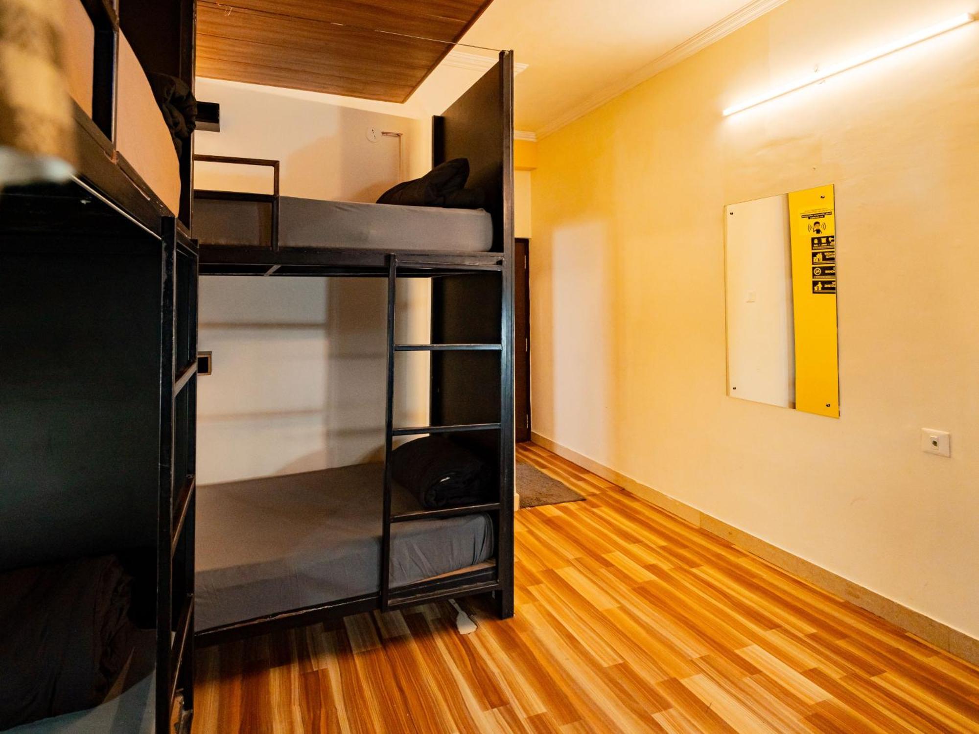 The Hosteller Simlá Szoba fotó